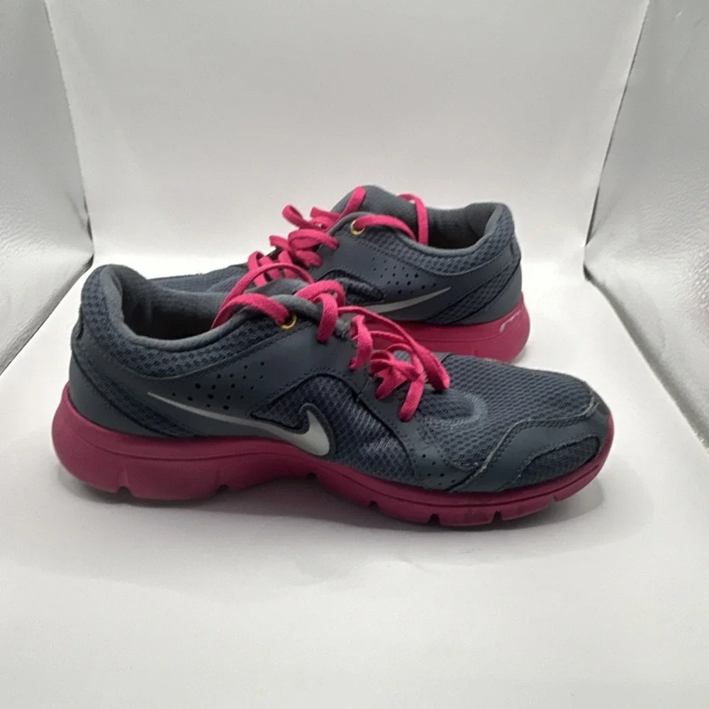 Nike Girls Mesh Sneakers Gray Pink Breathable Lace Up Athletic Shoes